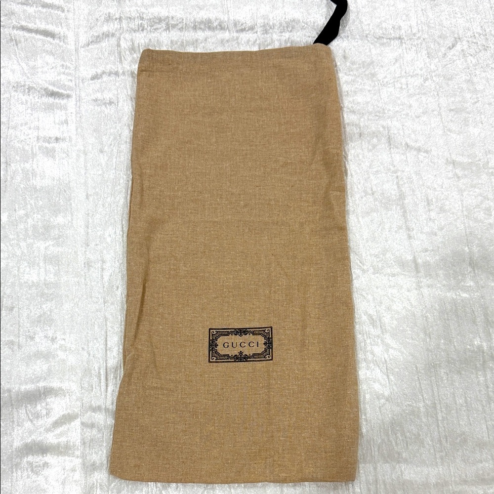 Gucci Beige Midi dust bag 17x9